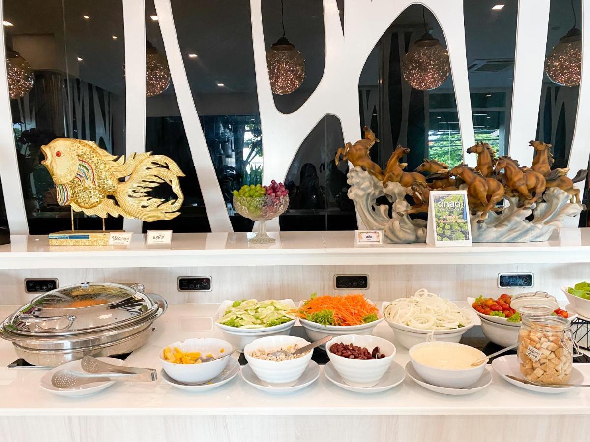 Grand Hill Resort And Spa Nakhon Sawan Zewnętrze zdjęcie