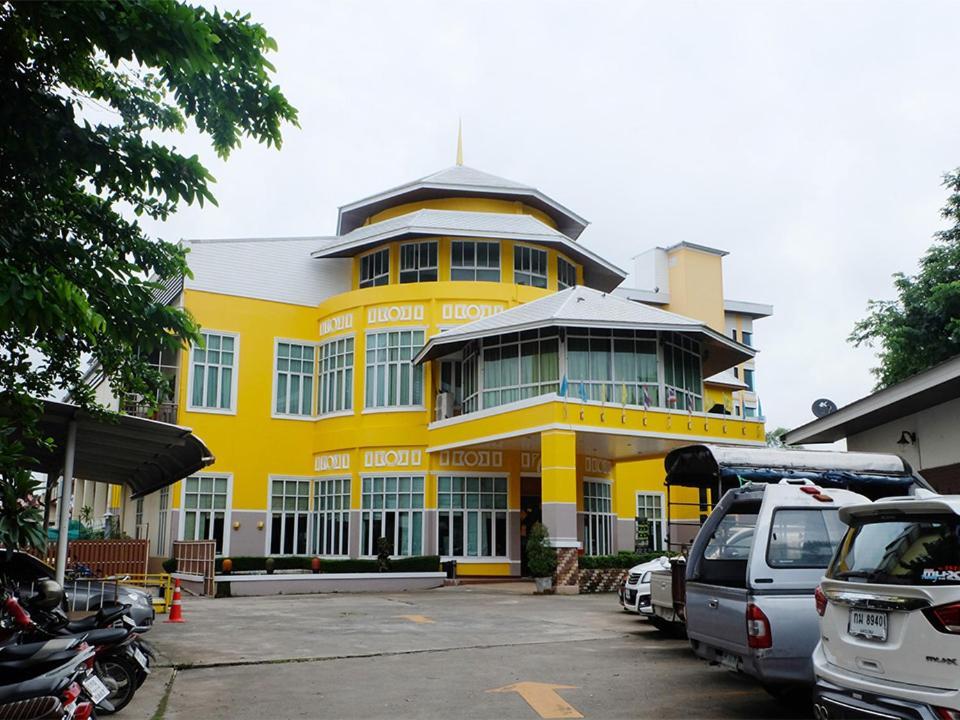 Grand Hill Resort And Spa Nakhon Sawan Zewnętrze zdjęcie