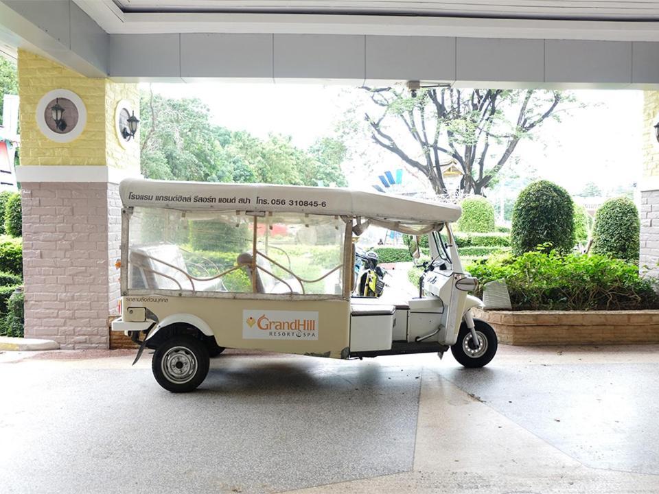 Grand Hill Resort And Spa Nakhon Sawan Zewnętrze zdjęcie